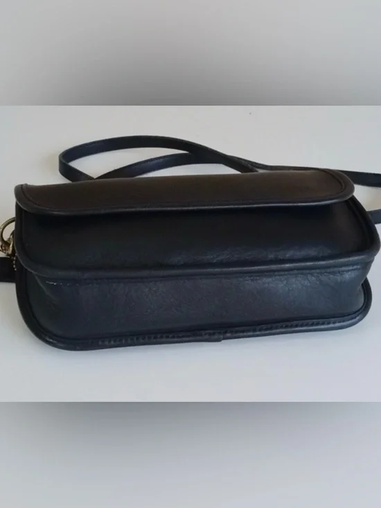 Coach 9937 Vintage Ritchie Bag 1993 (Black) - EUC - Picture 8 of 10